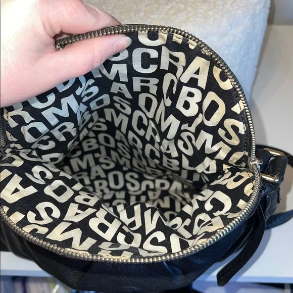 Marc by Marc Jacobs Classic Q Natasha Crossbody Bag Purse Black Silver Hardware